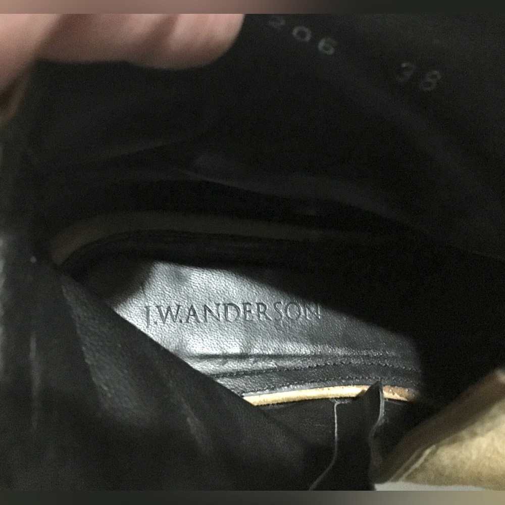 Unique Designer J.W. Anderson 🇮🇹 Ruffle Suede Ankle Booties - Picture 7 of 16